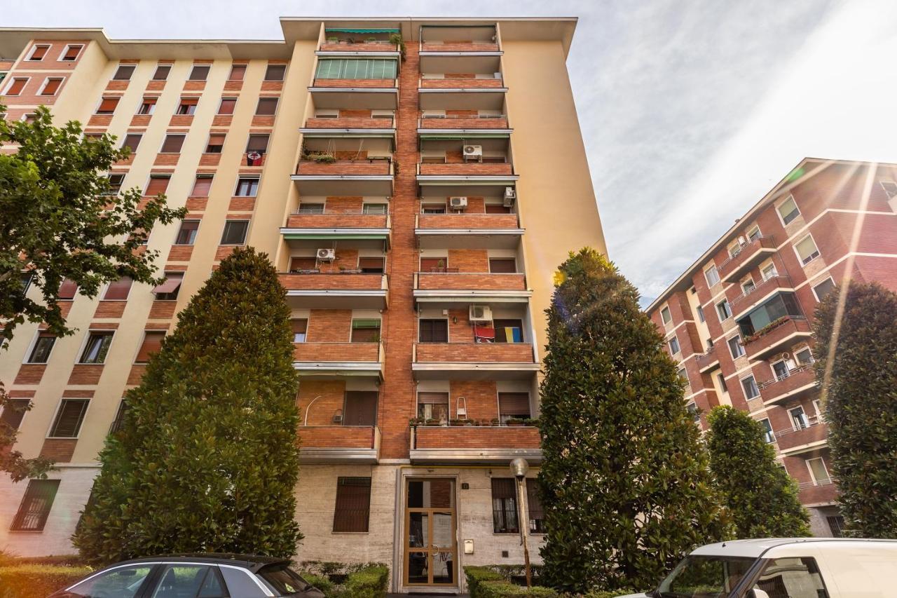 Rosselli 13 Milan Apartment Kültér fotó