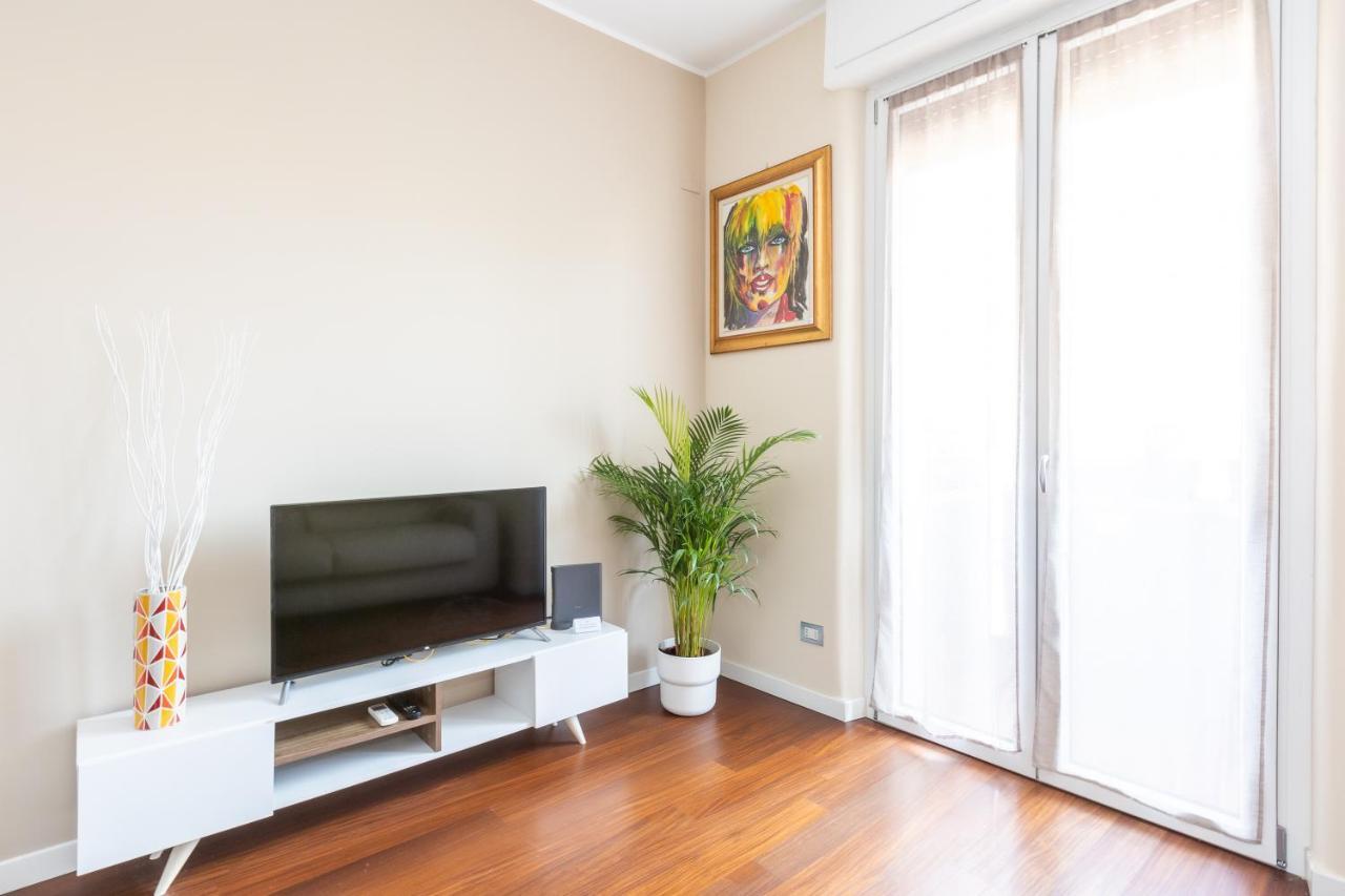 Rosselli 13 Milan Apartment Kültér fotó
